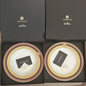 Versace Rosenthal Iconic Hero’s Dinnerware Set